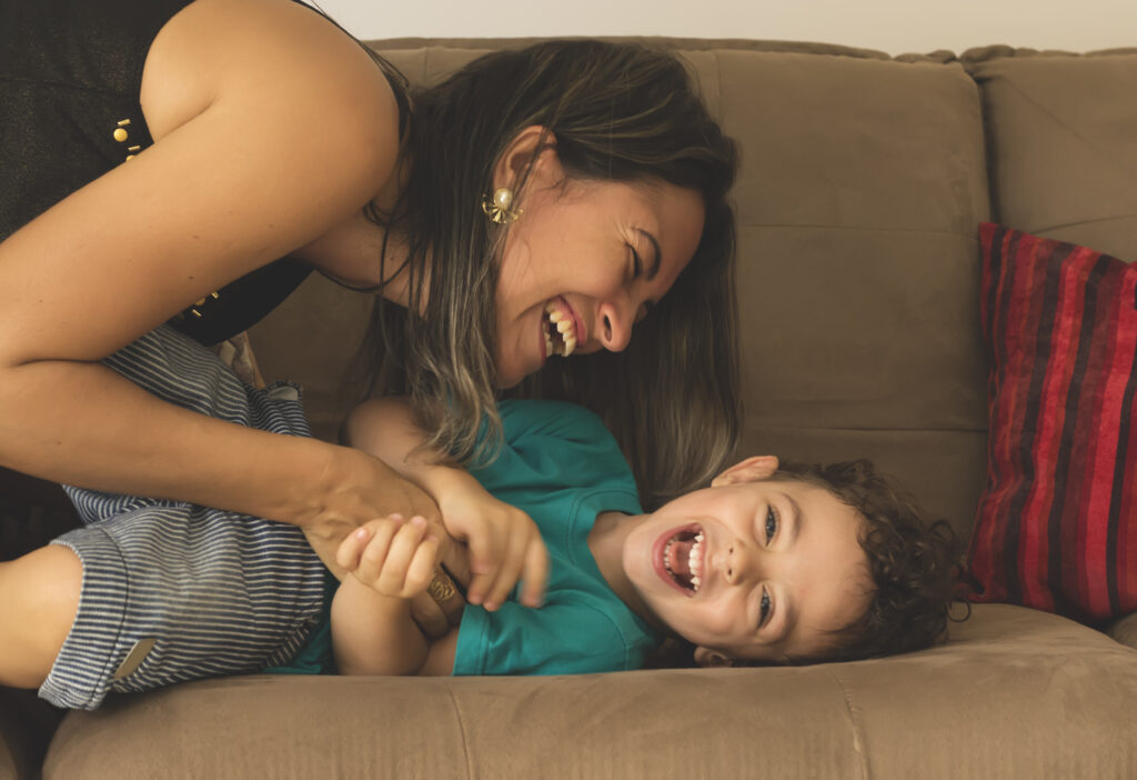 crises du soir chez l'enfant : comment sortir du cycle des cris parentalité bienveillante 